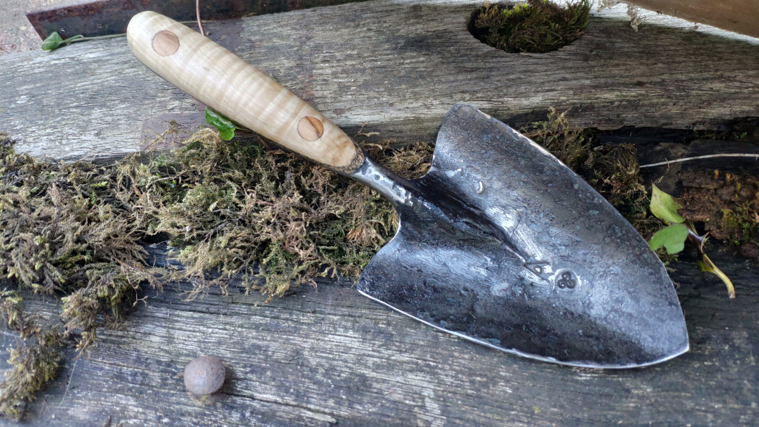 Professional Hand Forged Garden Trowel — Full Tang - Image 5