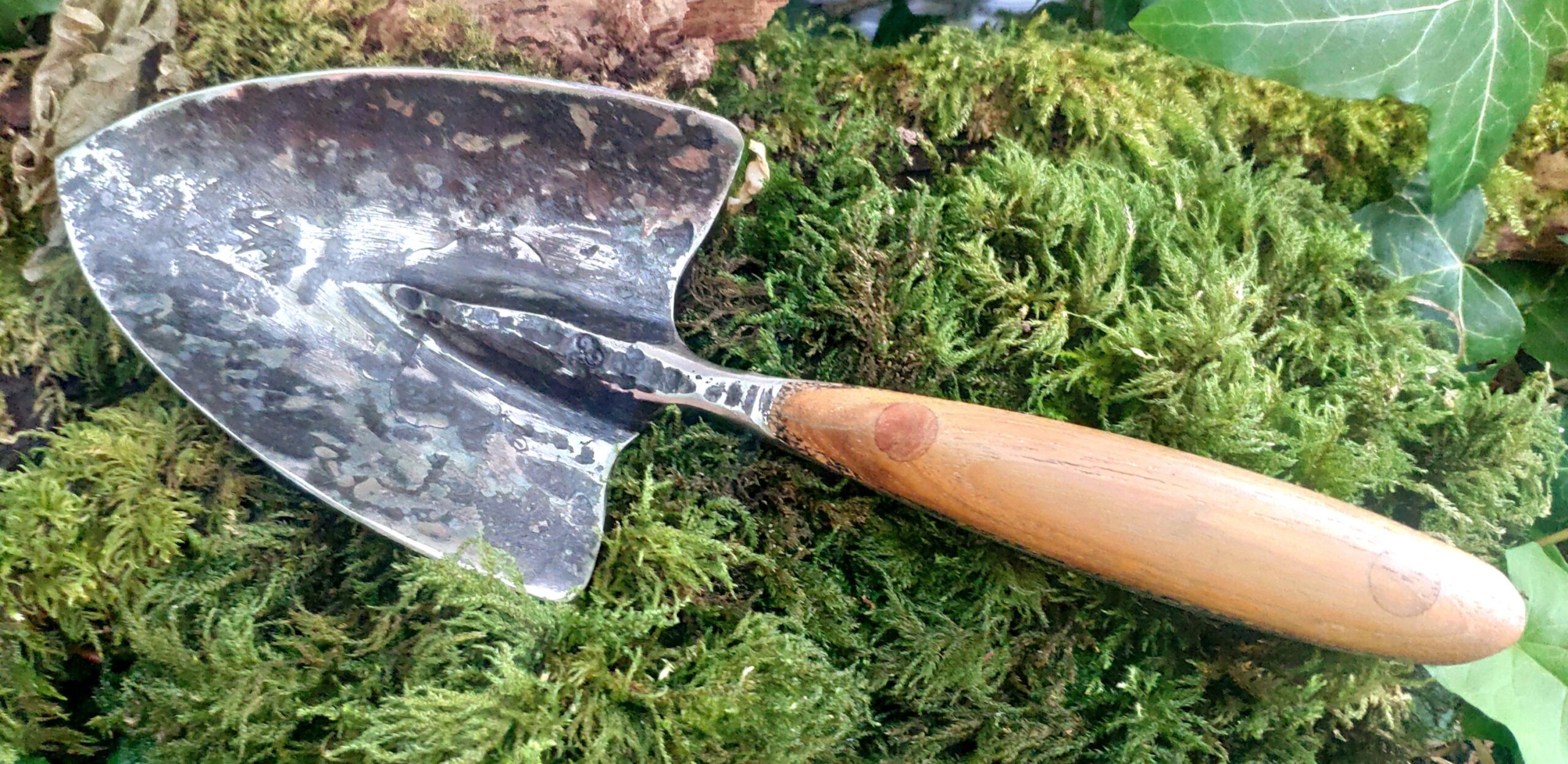 Hand Forged Balanced Garden Trowel with Teak Wood Handle