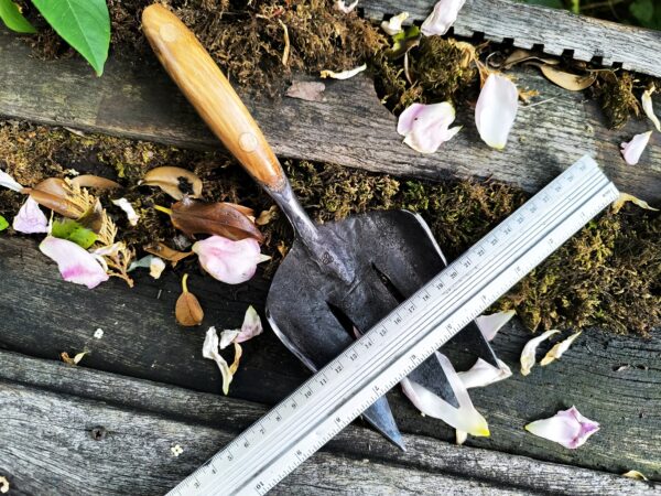 Hand Forged Garden Fork — Full Tang and Heavy Duty - Image 4