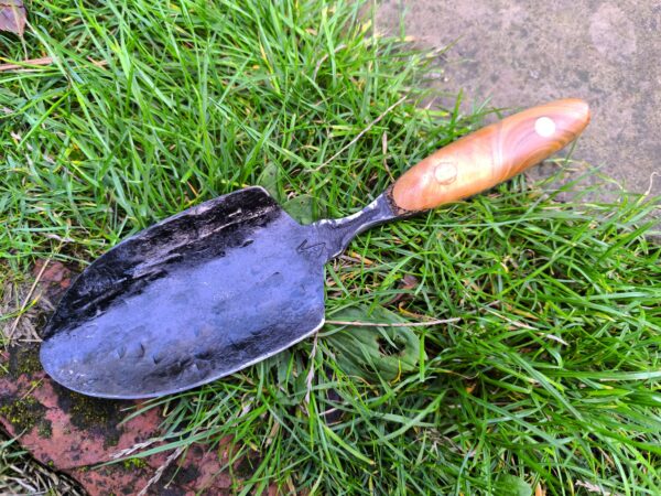 Hand Forged Heavy Duty Garden Trowel — Full Tang