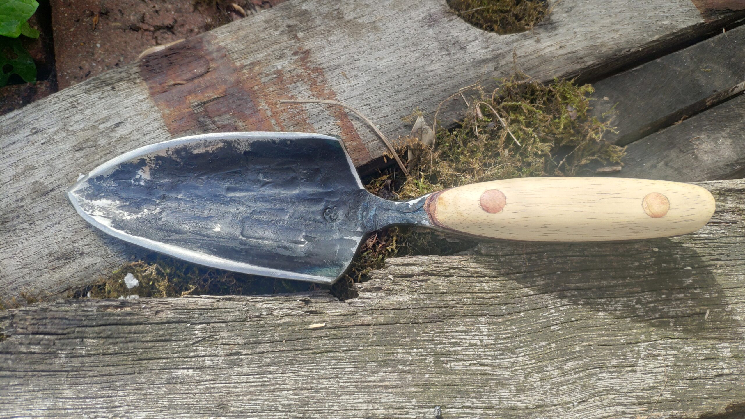 Hand Forged Heavy Duty Garden Trowel — Full Tang - Image 7